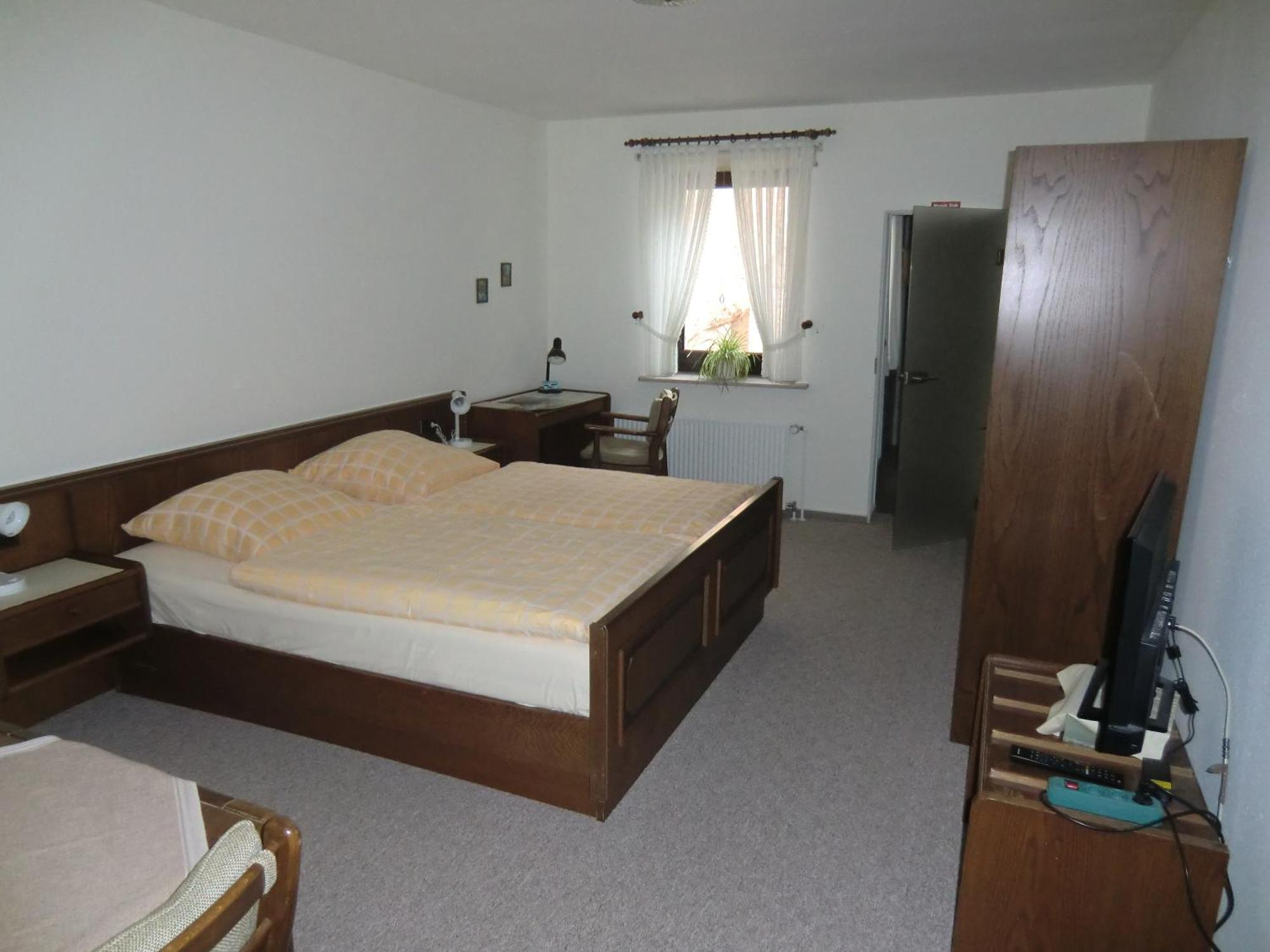 Hotel Die Clus Volksen  Екстериор снимка