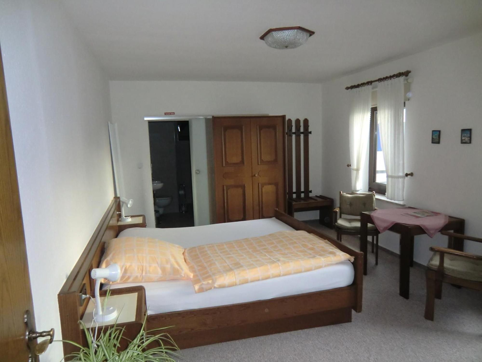 Hotel Die Clus Volksen  Екстериор снимка